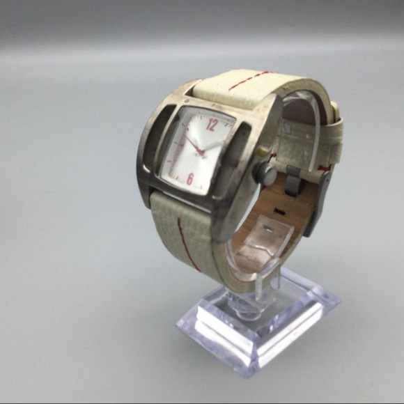 Vtg Wilsons Leather Silver and White unisex 44mm Watch - Picture 9 of 16